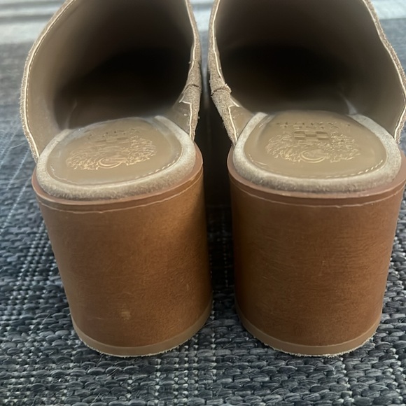 Vince Camuto Tan Suede Platform 7 1/2 Clogs Shoes - Picture 9 of 10